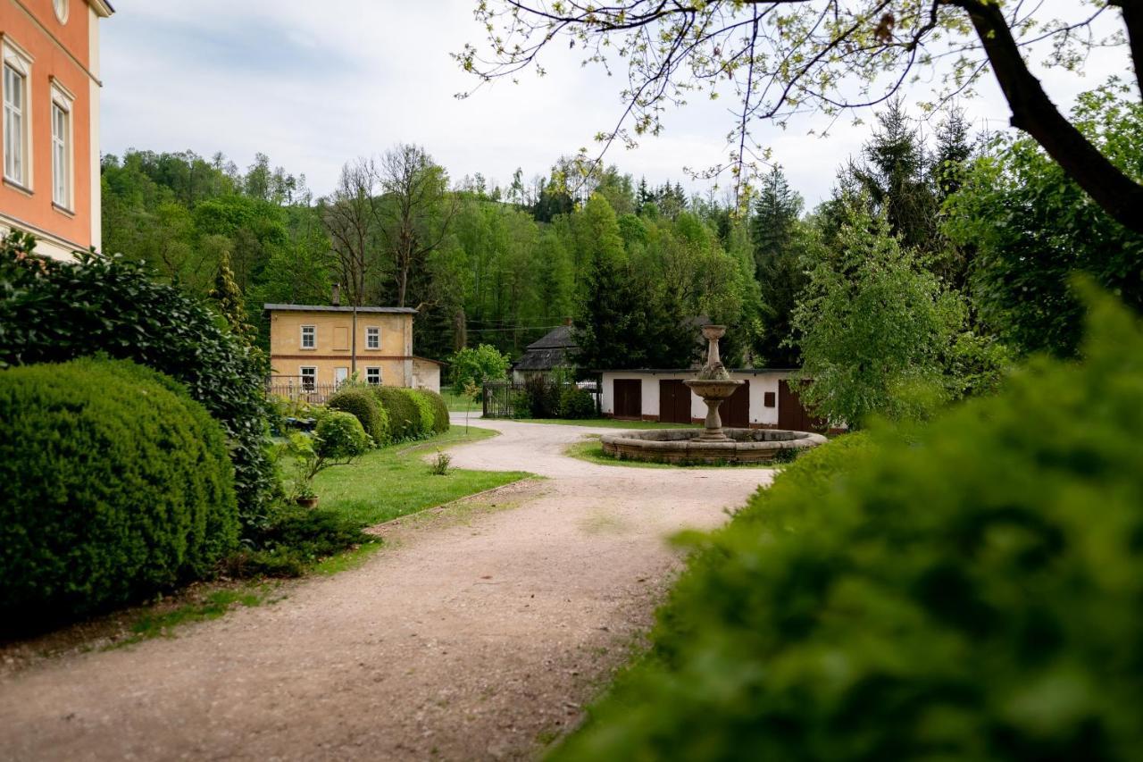 Pension Zamek Rudnik Exterior photo
